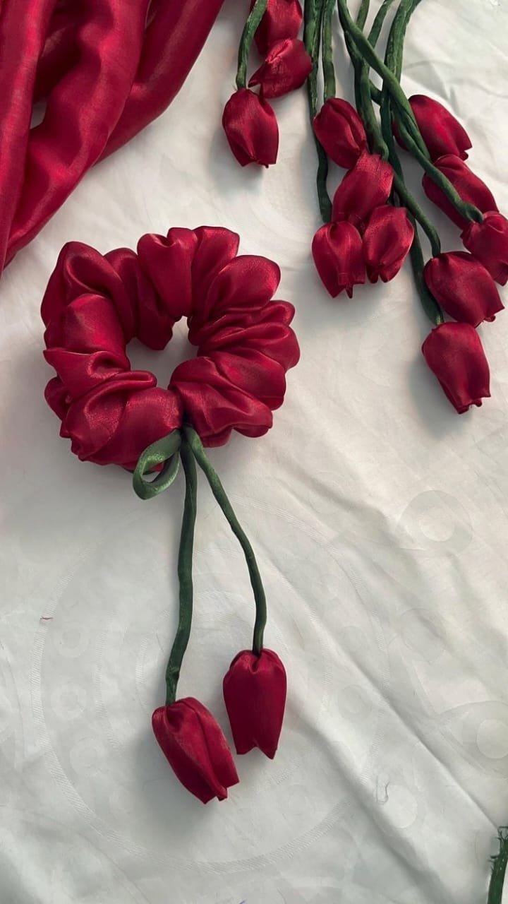 Tulip Scrunchies